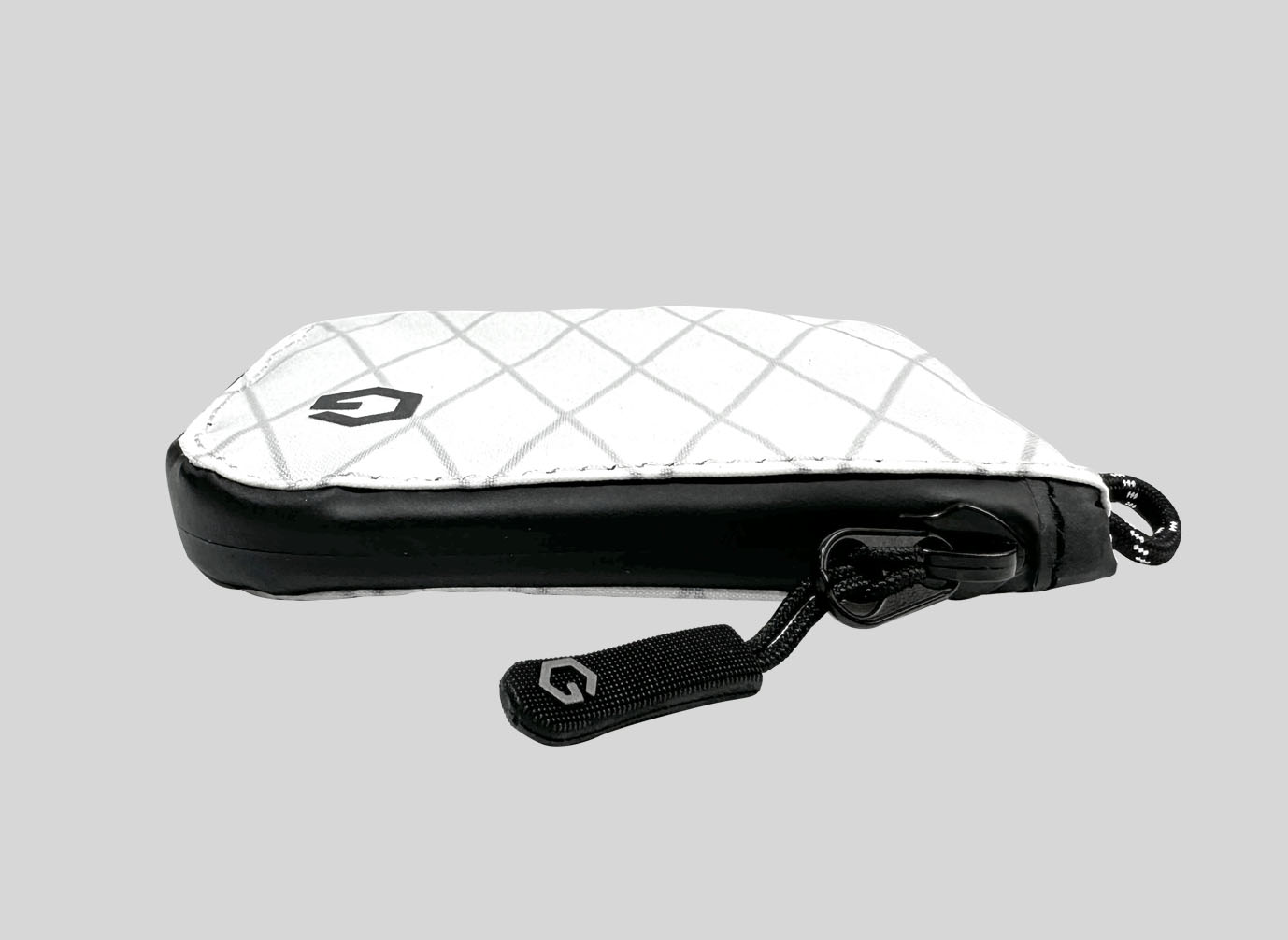 SquareWallet_White_Zipper